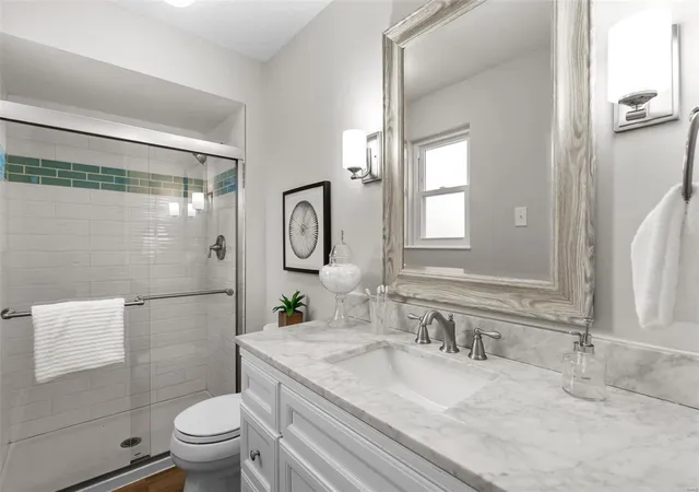 Photo 3 of Single family home for sale at 703 Bitterfield Dr, Ballwin, MO 63011 | MLS# 24074422 | Listing updated on 2024-12-12