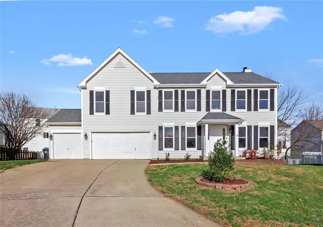Photo 1 of Single family home for sale at 6 Abington Ct, Saint Peters, MO 63376 | MLS# 24074506 | Listing updated on 2024-12-19