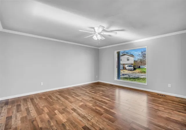 Photo 3 of Single family home for sale at 1430 Mohican Trl, Saint Charles, MO 63304 | MLS# 24074520 | Listing updated on 2024-12-16