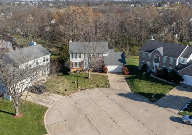 Photo 3 of Sale Pending at 742 Winterfield Dr, Saint Peters, MO 63304 | MLS# 24074620 | Listing updated on 2024-12-11