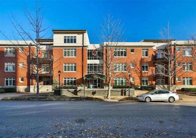 Photo 1 of Condo for sale at 110 N Newstead Ave #101, Saint Louis, MO 63108 | MLS# 24074648 | Listing updated on 2025-02-28