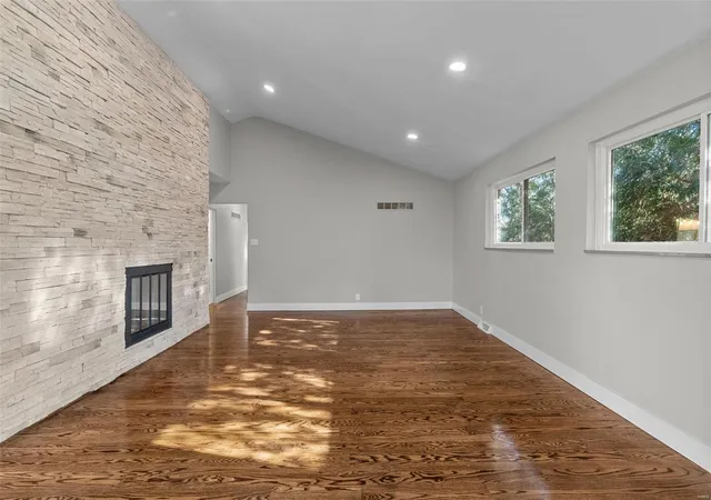 Photo 3 of Single family home for sale at 1151 N Dickson St, Saint Louis, MO 63122 | MLS# 24074655 | Listing updated on 2025-03-03