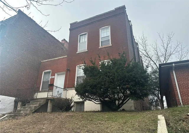 Photo 1 of Single family home for sale at 4631 Oregon Ave, Saint Louis, MO 63111 | MLS# 24074678 | Listing updated on 2024-12-14