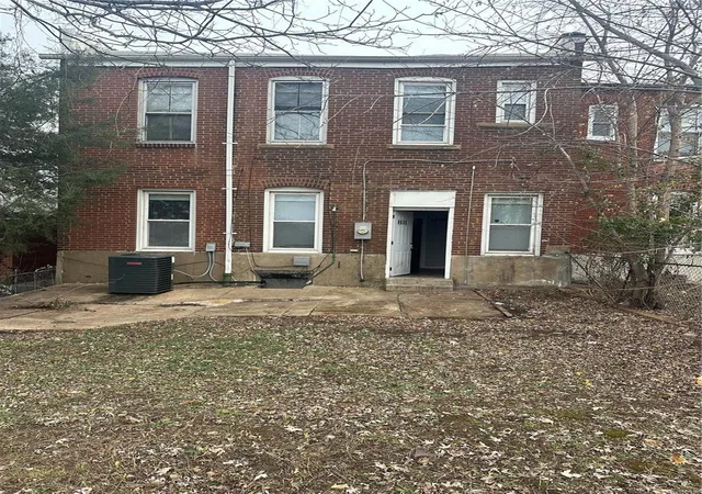 Photo 3 of Single family home for sale at 4631 Oregon Ave, Saint Louis, MO 63111 | MLS# 24074678 | Listing updated on 2024-12-14
