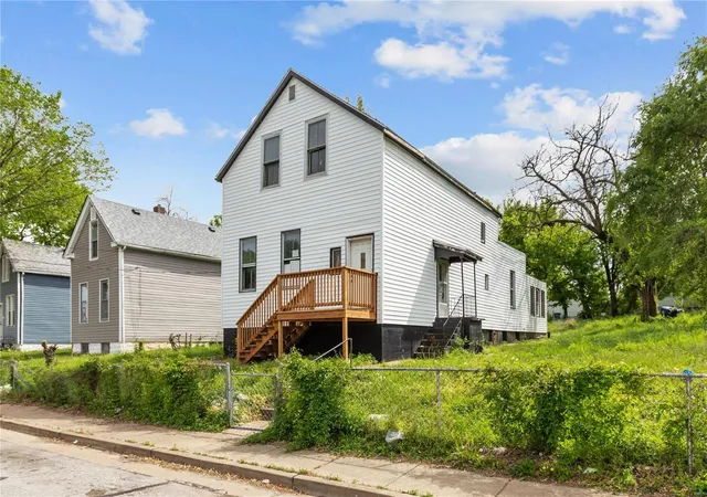 Photo 1 of Single family home for sale at 108 Horn Ave, Saint Louis, MO 63125 | MLS# 24074687 | Listing updated on 2024-12-09
