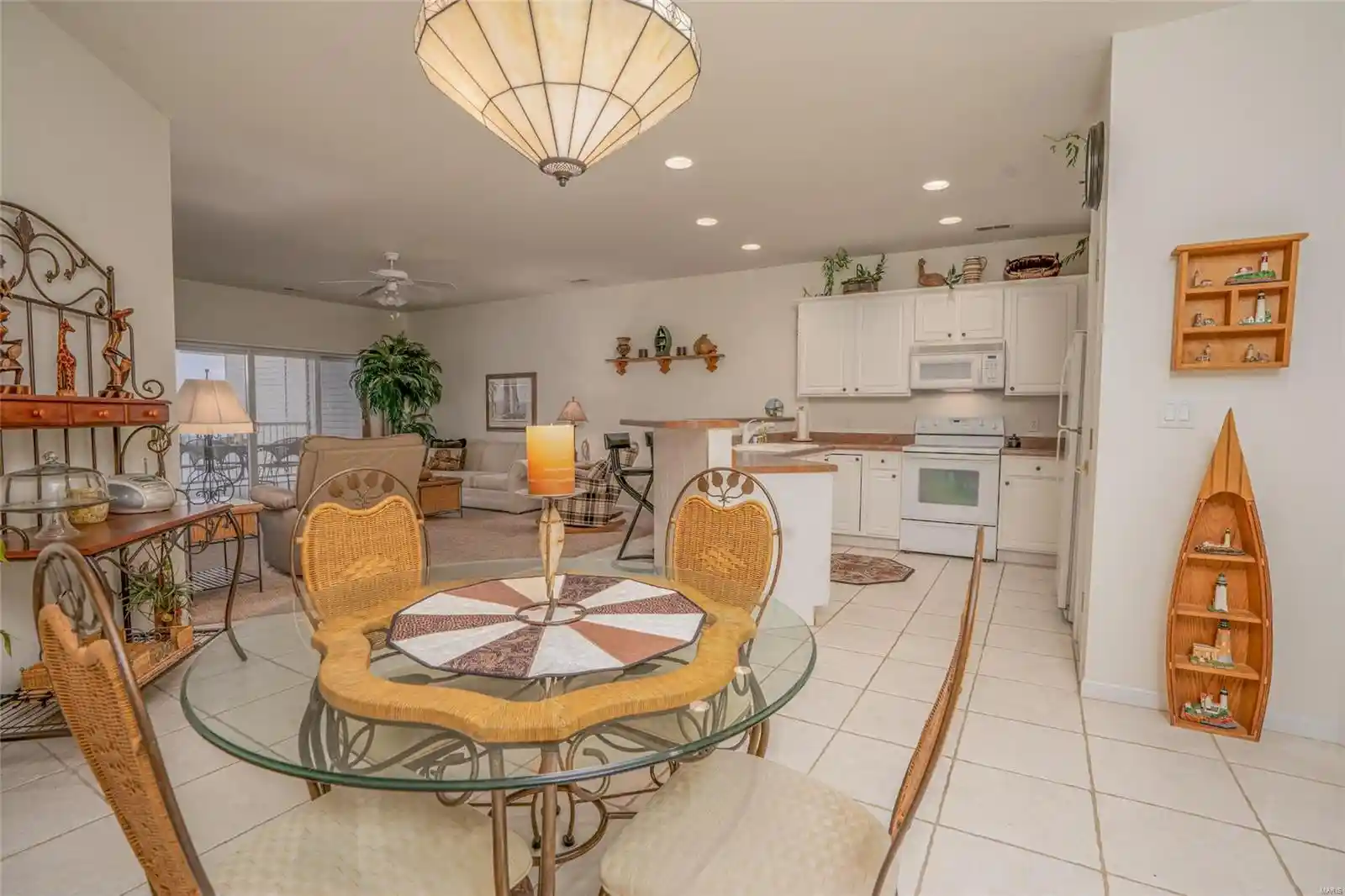 Listing Photo 2 - Condo for sale in 1181 Jeffries Rd located at 1181 Jeffries Rd, Osage Beach, MO 65065 - Unit 1181 Jeffries Rd