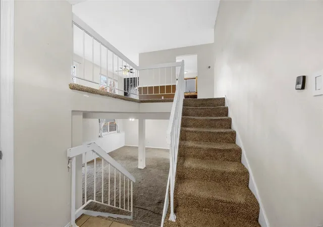 Photo 2 of Single family home for sale at 25 Countrywood Dr, Saint Peters, MO 63376 | MLS# 24074734 | Listing updated on 2024-12-19