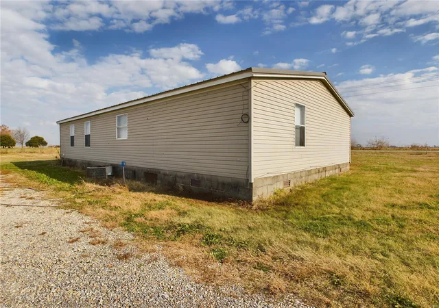 Photo 2 of Single family home for sale at 1287 County Rd 544, Parma, MO 63870 | MLS# 24074741 | Listing updated on 2024-12-06