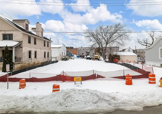 23rd image of 2821 Brazeau Ave, Saint Louis, MO 63144 | MLS# 24074742