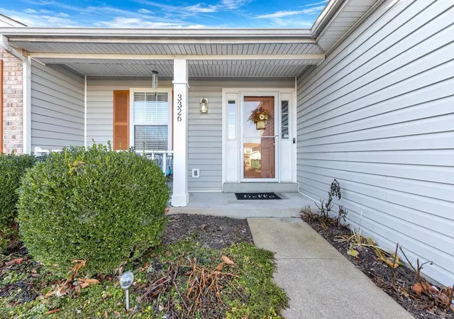 Photo 1 of Single family home for sale at 3326 Hampton, Saint Charles, MO 63303 | MLS# 24074781 | Listing updated on 2024-12-09