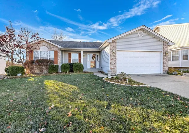 Photo 2 of Single family home for sale at 3326 Hampton, Saint Charles, MO 63303 | MLS# 24074781 | Listing updated on 2024-12-09