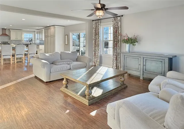 Photo 2 of Single family home for sale at 212 Melrose St, New Haven, MO 63068 | MLS# 24074787 | Listing updated on 2024-12-07