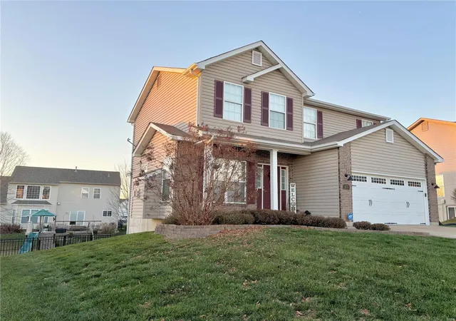 Photo 2 of Sale Pending at 413 Morrow Glen Ct, Saint Charles, MO 63304 | MLS# 24074802 | Listing updated on 2024-12-07
