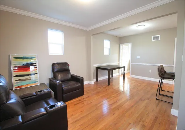 Photo 2 of Single family home for sale at 120 Madison Ave, Saint Louis, MO 63119 | MLS# 24074824 | Listing updated on 2024-12-17
