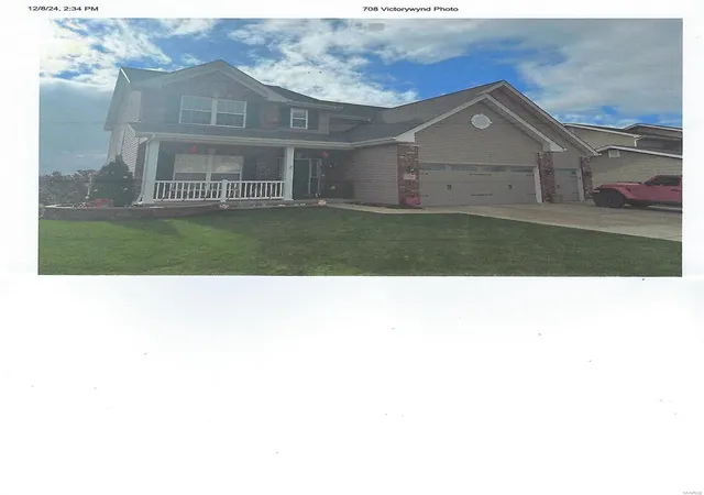 Photo 1 of Sale Pending at 708 Victorywynd Ct, Lake Saint Louis, MO 63367 | MLS# 24075050 | Listing updated on 2024-12-09
