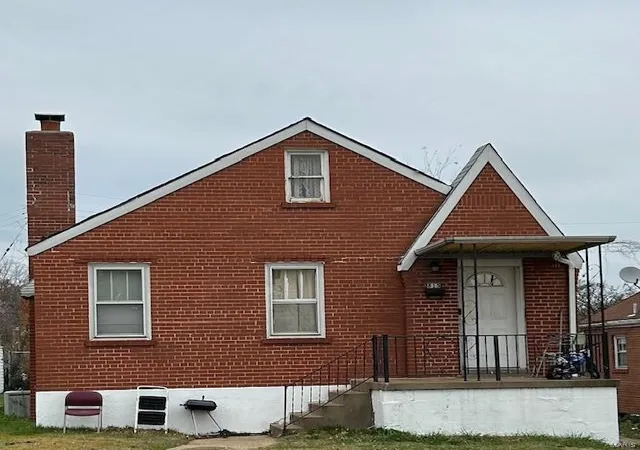 Photo 1 of Single family home for sale at 815 Portland Terrace, Saint Louis, MO 63147 | MLS# 24075125 | Listing updated on 2025-03-19