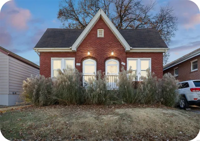 Photo 1 of Multi family home for sale at 5428 Nagel Ave, Saint Louis, MO 63109 | MLS# 24075153 | Listing updated on 2024-12-16