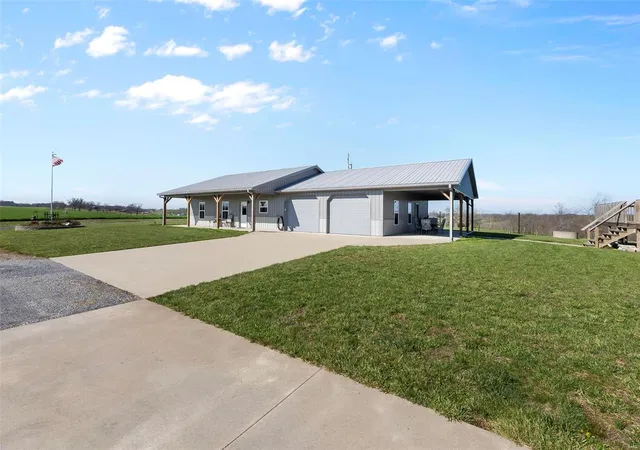 Photo 4 of Single family home for sale at 3075 County Rd 427 (tract 1), Oak Ridge, MO 63769 | MLS# 24075219 | Listing updated on 2024-12-10