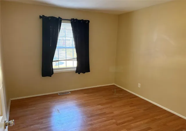 Photo 3 of Sale Pending at 1716 Crowley Dr, Saint Louis, MO 63136 | MLS# 24075256 | Listing updated on 2024-12-11