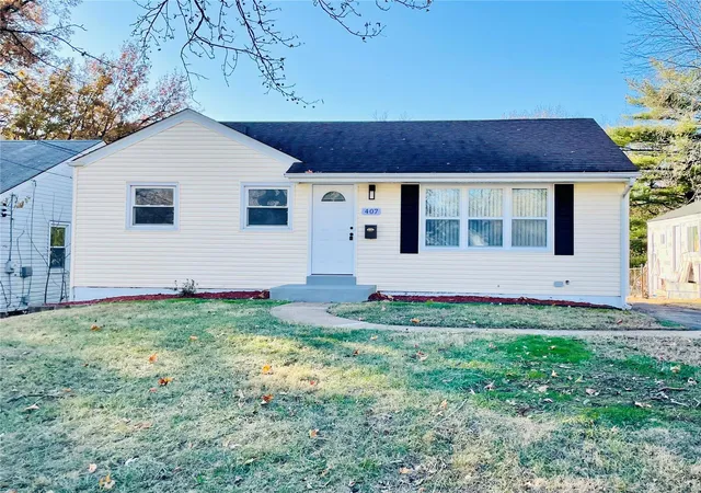Photo 1 of Single family home for sale at 407 Millman Dr, Saint Louis, MO 63135 | MLS# 24075303 | Listing updated on 2024-12-16
