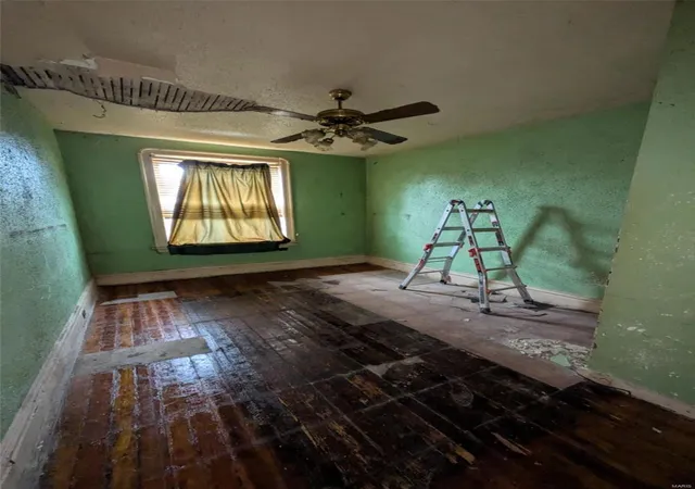 Photo 3 of Multi family home for sale at 5110 Highland, Saint Louis, MO 63113 | MLS# 24075307 | Listing updated on 2024-12-10