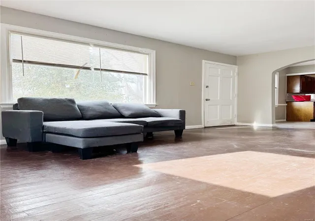 2nd image of 10124 Winkler Dr, Saint Louis, MO 63136 | MLS# 24075428