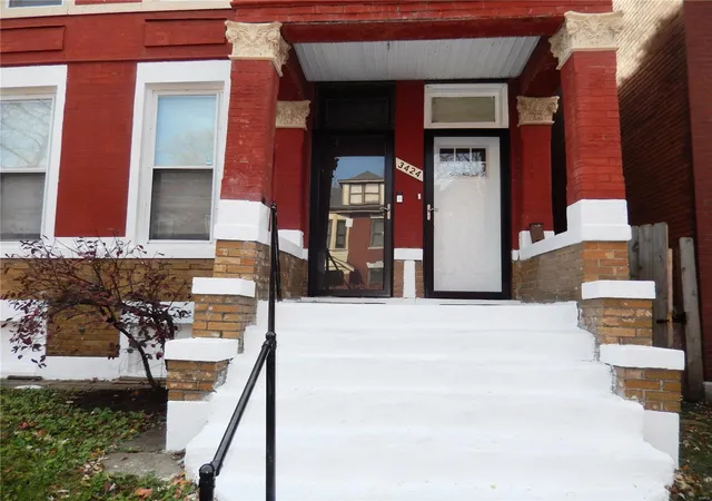Photo 3 of Multi family home for sale at 3424 Hartford St, Saint Louis, MO 63118 | MLS# 24075454 | Listing updated on 2024-12-13