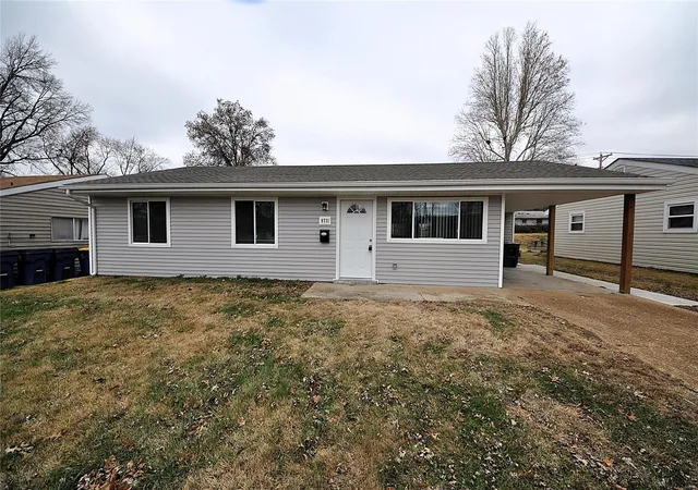 Photo 1 of Sale Pending at 9731 Corregidor Dr, Saint Louis, MO 63134 | MLS# 24075462 | Listing updated on 2024-12-14