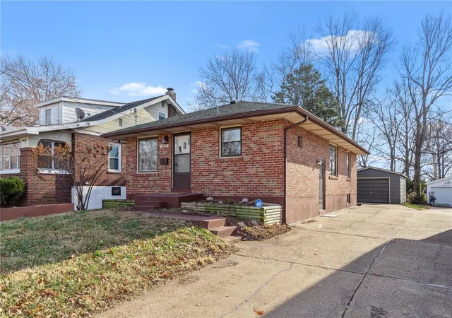 Photo 2 of Single family home for sale at 8904 Forest Ave, Saint Louis, MO 63114 | MLS# 24075509 | Listing updated on 2024-12-18