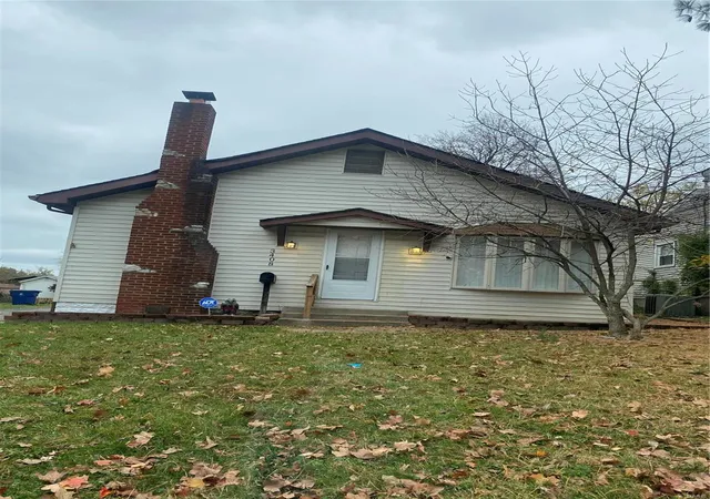 Photo 1 of Single family home for sale at 3408 Airway Ave, Saint Louis, MO 63114 | MLS# 24075510 | Listing updated on 2024-12-12