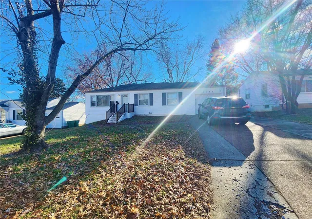Photo 3 of Single family home for sale at 1174 Ashford Dr, Saint Louis, MO 63137 | MLS# 24075612 | Listing updated on 2025-03-08