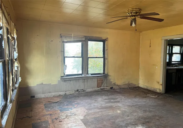 Photo 3 of Single family home for sale at 306 N Walnut St, Kennett, MO 63857 | MLS# 24075655 | Listing updated on 2024-12-11