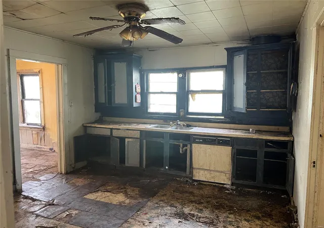 Photo 4 of Single family home for sale at 306 N Walnut St, Kennett, MO 63857 | MLS# 24075655 | Listing updated on 2024-12-11