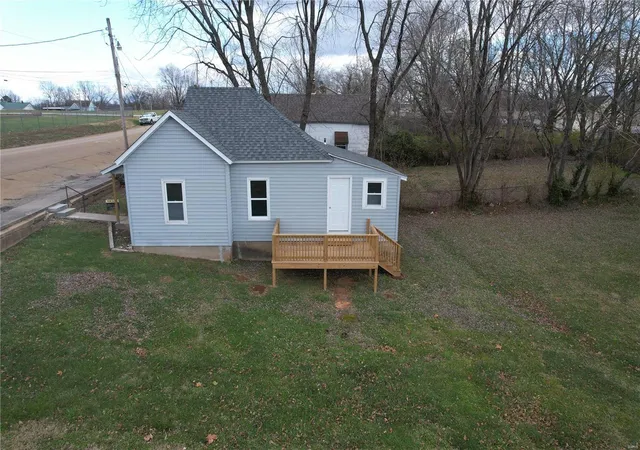 Photo 18 of Single family home for sale at 403 Albert St, Fredericktown, MO 63645 | MLS# 24075663 | Listing updated on 2025-03-12