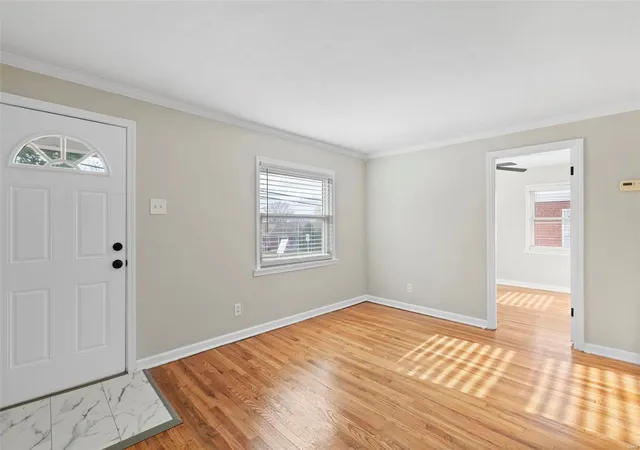 Photo 3 of Single family home for sale at 9207 Reavis Barracks Rd, Saint Louis, MO 63123 | MLS# 24075665 | Listing updated on 2025-03-17