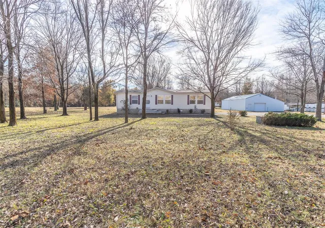 Photo 3 of Single family home for sale at 3410 County Road 352, Harviell, MO 63945 | MLS# 24075698 | Listing updated on 2024-12-11