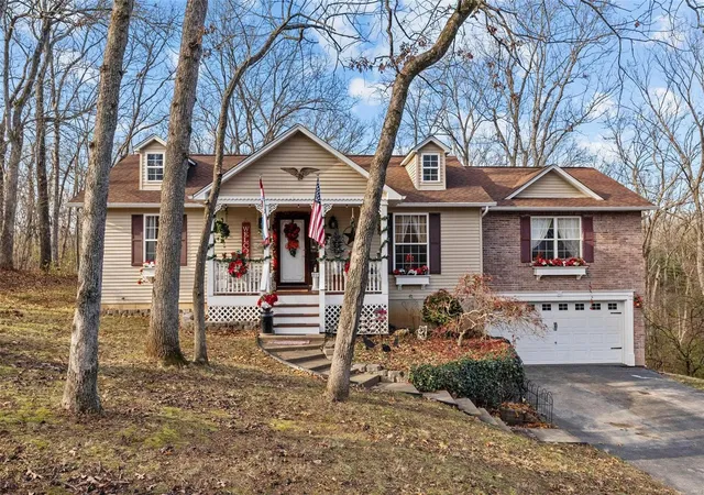 Photo 2 of Single family home for sale at 3407 Wiltshire Ln, Festus, MO 63028 | MLS# 24075787 | Listing updated on 2024-12-12