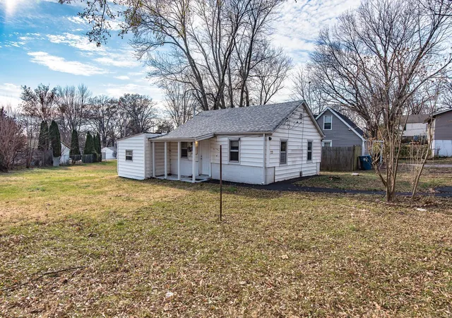 Photo 1 of Single family home for sale at 222 Manning Ave, Saint Louis, MO 63135 | MLS# 24075921 | Listing updated on 2025-03-09