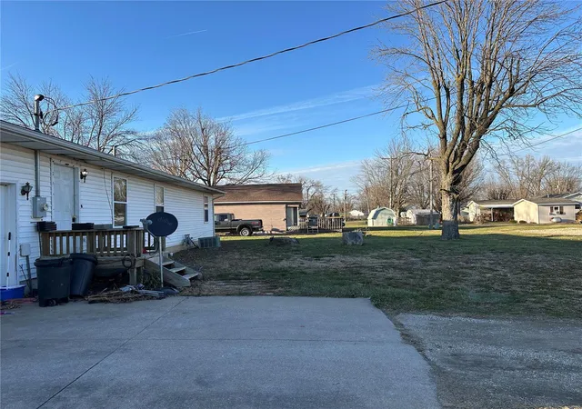 Photo 18 of Single family home for sale at 1114 S Main St, Vandalia, MO 63382 | MLS# 24075940 | Listing updated on 2024-12-14