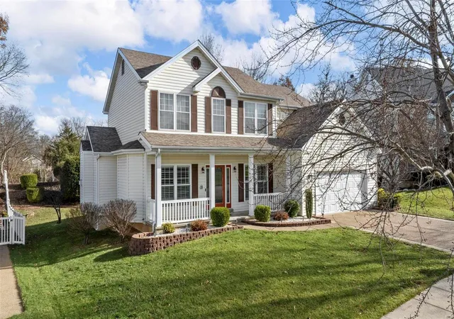Photo 2 of Single family home for sale at 28 Mountain Laurel Dr, Saint Peters, MO 63376 | MLS# 24075950 | Listing updated on 2024-12-19
