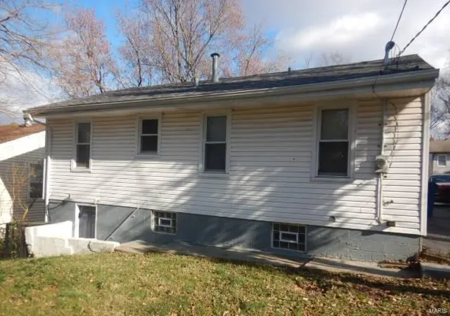 Photo 2 of Single family home for sale at 531 Ames Pl, Saint Louis, MO 63135 | MLS# 24075958 | Listing updated on 2024-12-14