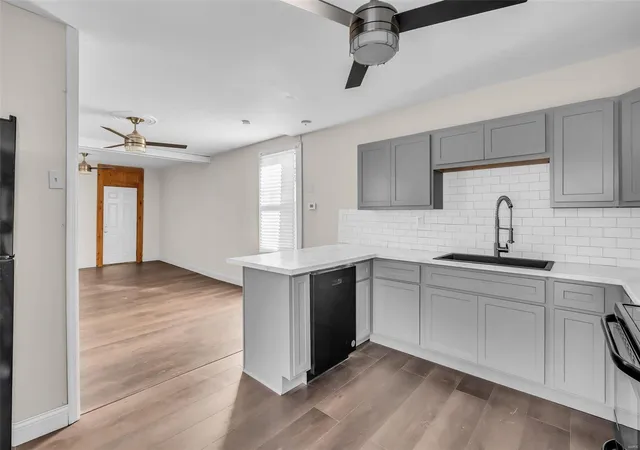 Photo 3 of Single family home for sale at 9604 Gentry Ave, Saint Louis, MO 63125 | MLS# 24075999 | Listing updated on 2024-12-16