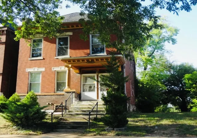 Photo 1 of Sale Pending at 4234 Cook Ave, Saint Louis, MO 63113 | MLS# 24076052 | Listing updated on 2025-03-05