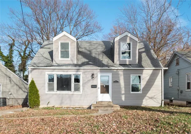 Photo 1 of Single family home for sale at 2517 Shannon Ave, Saint Louis, MO 63136 | MLS# 24076056 | Listing updated on 2024-12-16