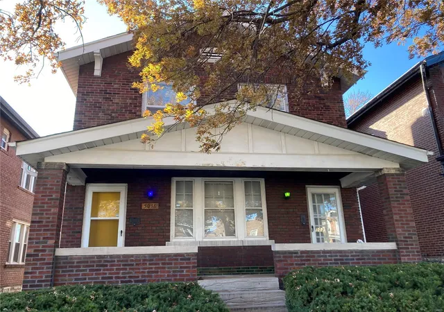 Photo 1 of Sale Pending at 5036 Chippewa St, Saint Louis, MO 63109 | MLS# 24076067 | Listing updated on 2024-12-18