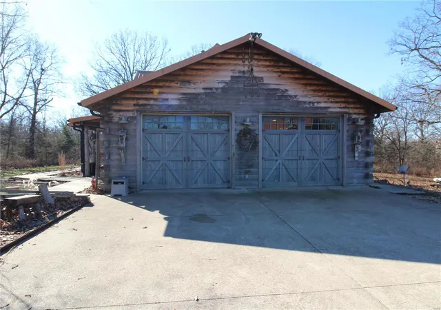 Photo 2 of Single family home for sale at 8685 State Route Ad, Dora, MO 65637 | MLS# 24076090 | Listing updated on 2024-12-15