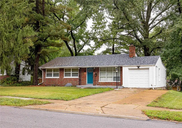 Photo 1 of Sale Pending at 16 Frost Ave, Saint Louis, MO 63135 | MLS# 24076140 | Listing updated on 2025-03-04