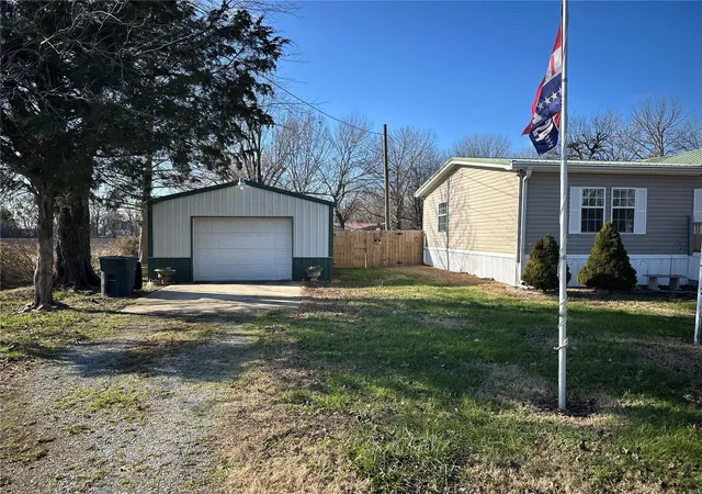 Homes for sale in Sikeston, MO | 409 Madison St, Sikeston, MO 63868 | MLS# 24076198