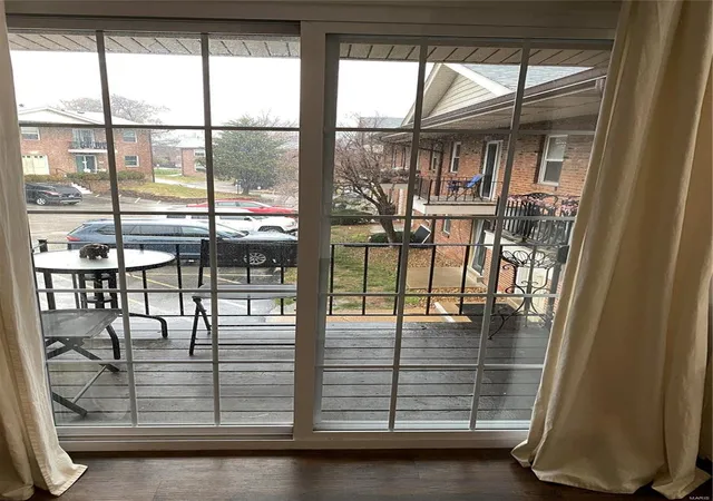 Photo 3 of Condo for sale at 6966 Colonial Woods Dr #62, Saint Louis, MO 63129 | MLS# 24076220 | Listing updated on 2025-03-05