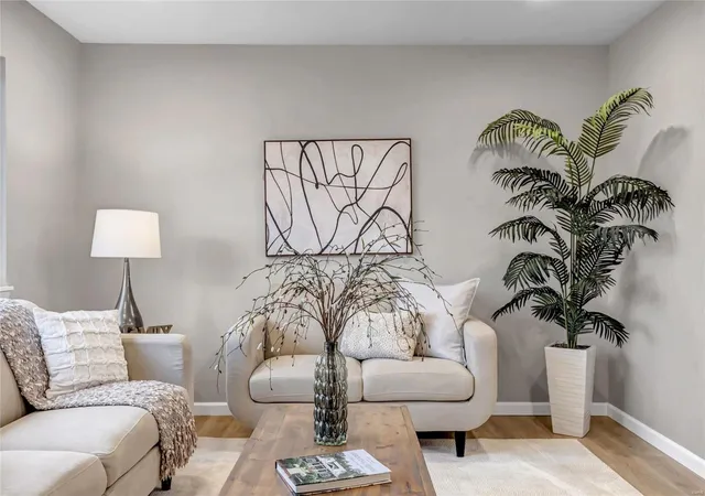 Photo 3 of Single family home for sale at 4 Saint Catherine Dr, Saint Peters, MO 63376 | MLS# 24076393 | Listing updated on 2024-12-19